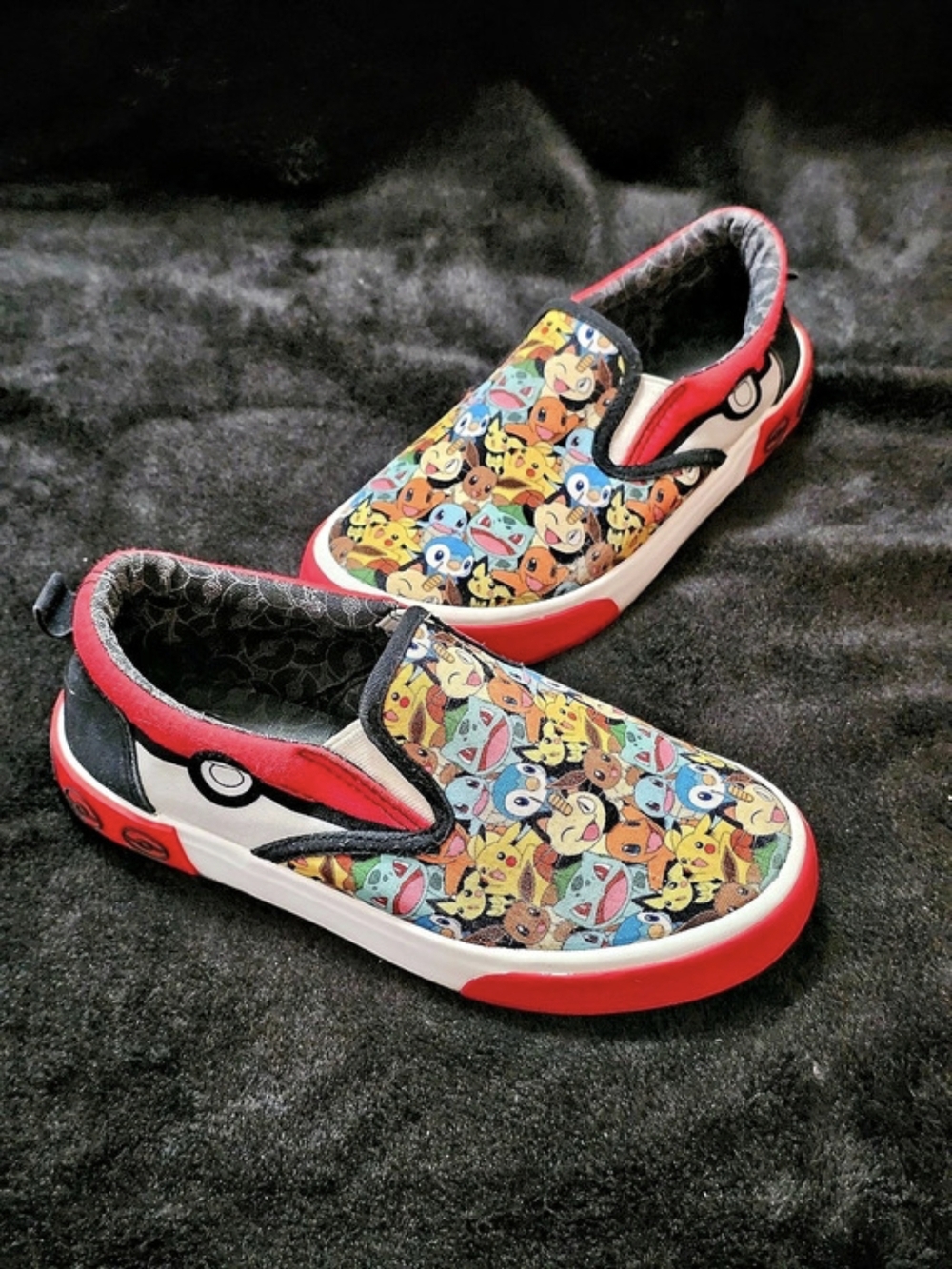 Pokémon Character Print Slip-On Sneakers Kids US 2 Multicolor Red Like New